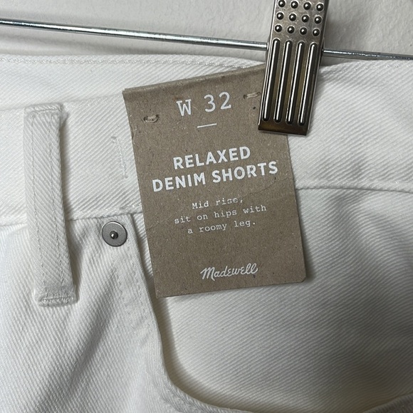 Madewell Relaxed Denim Shorts in Tile White - Picture 3 of 5
